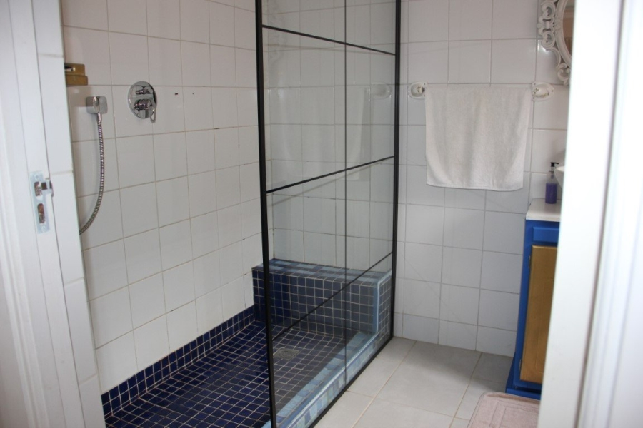 To Let 1 Bedroom Property for Rent in Rome Glen Western Cape